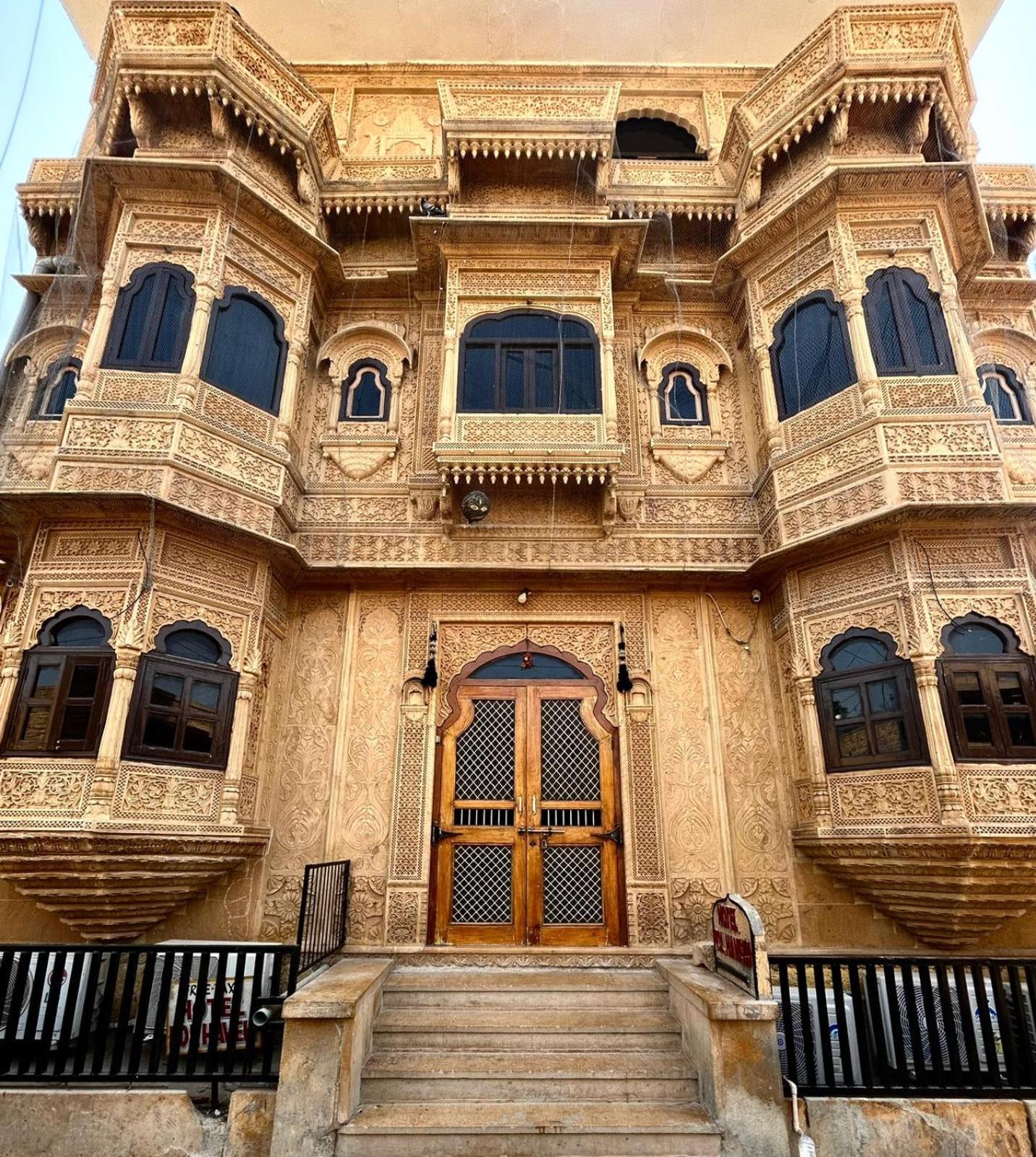 Hotel Pol Haveli Jaisalmer Eksteriør bilde