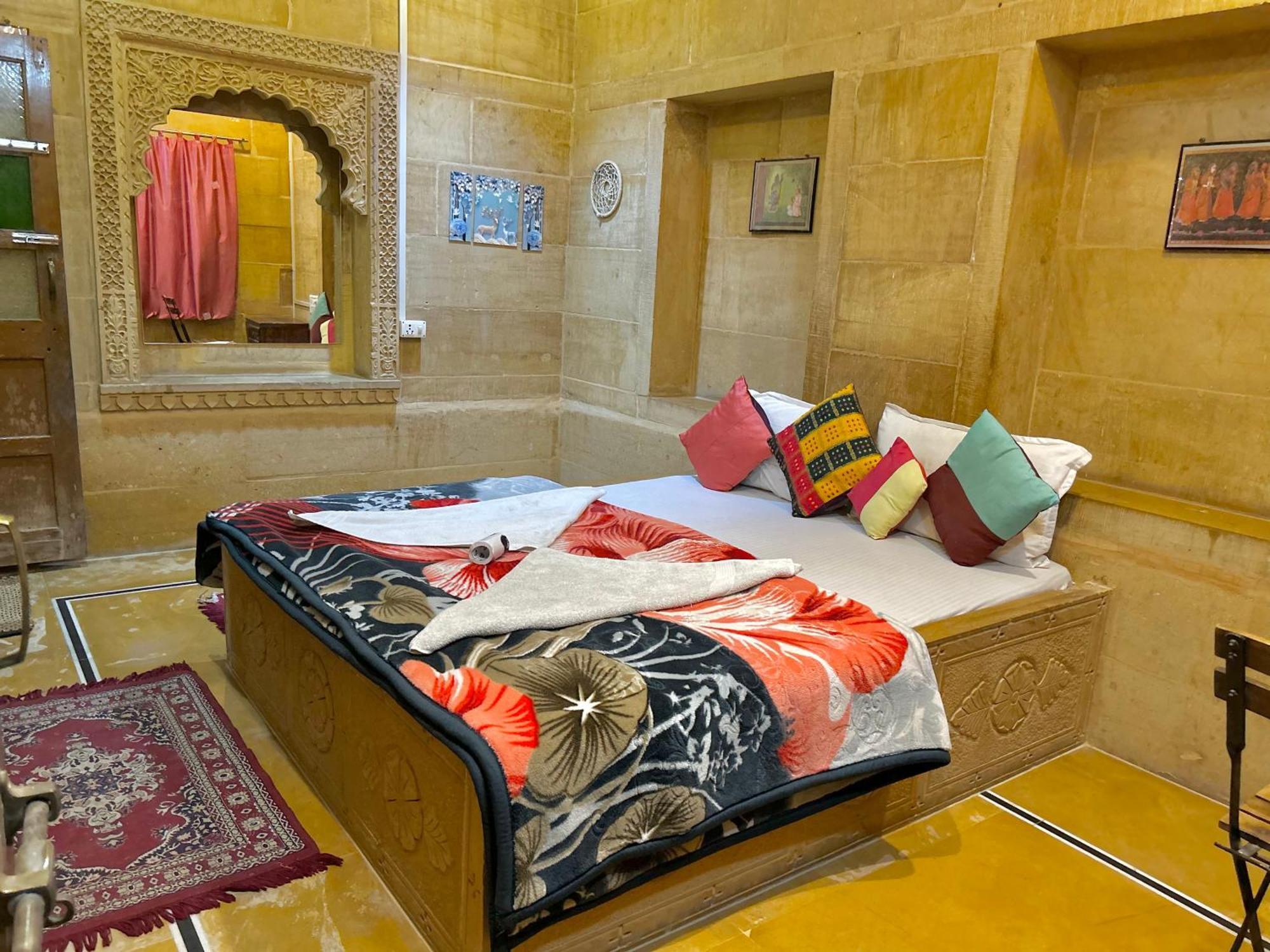 Hotel Pol Haveli Jaisalmer Eksteriør bilde