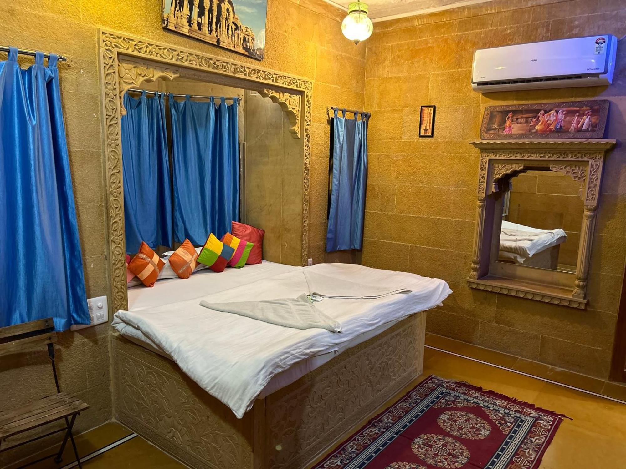 Hotel Pol Haveli Jaisalmer Eksteriør bilde