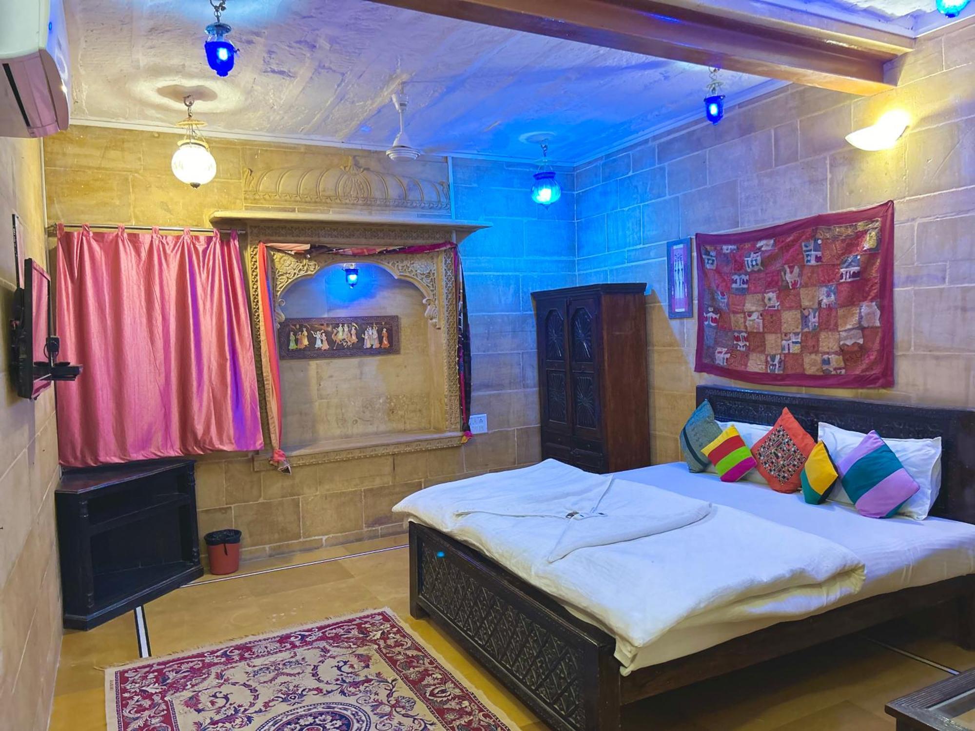 Hotel Pol Haveli Jaisalmer Eksteriør bilde