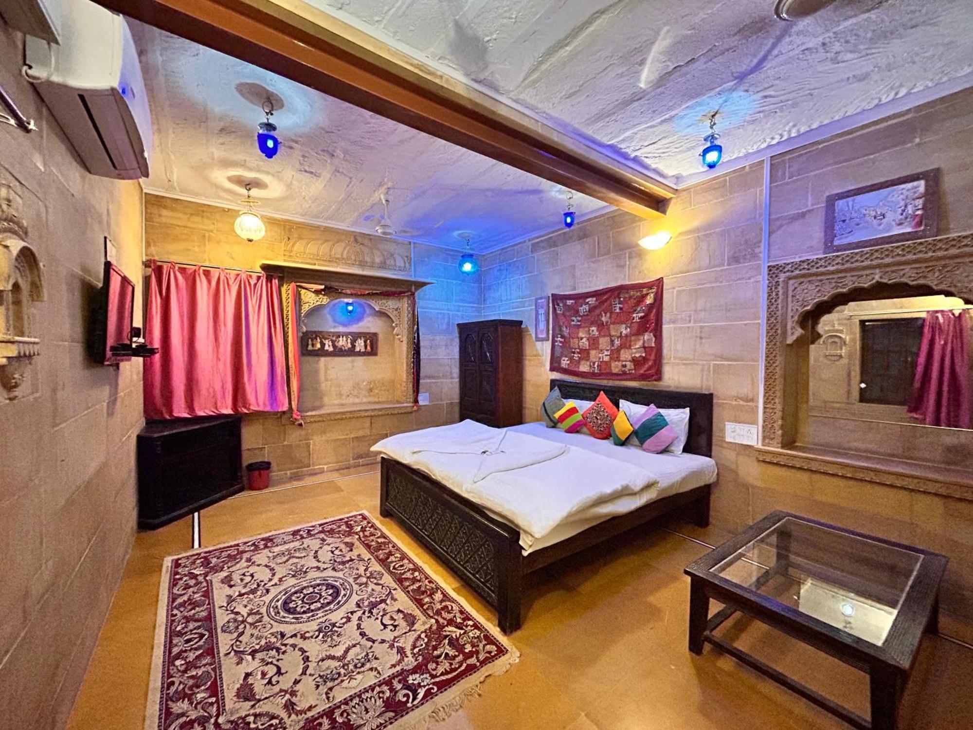Hotel Pol Haveli Jaisalmer Eksteriør bilde