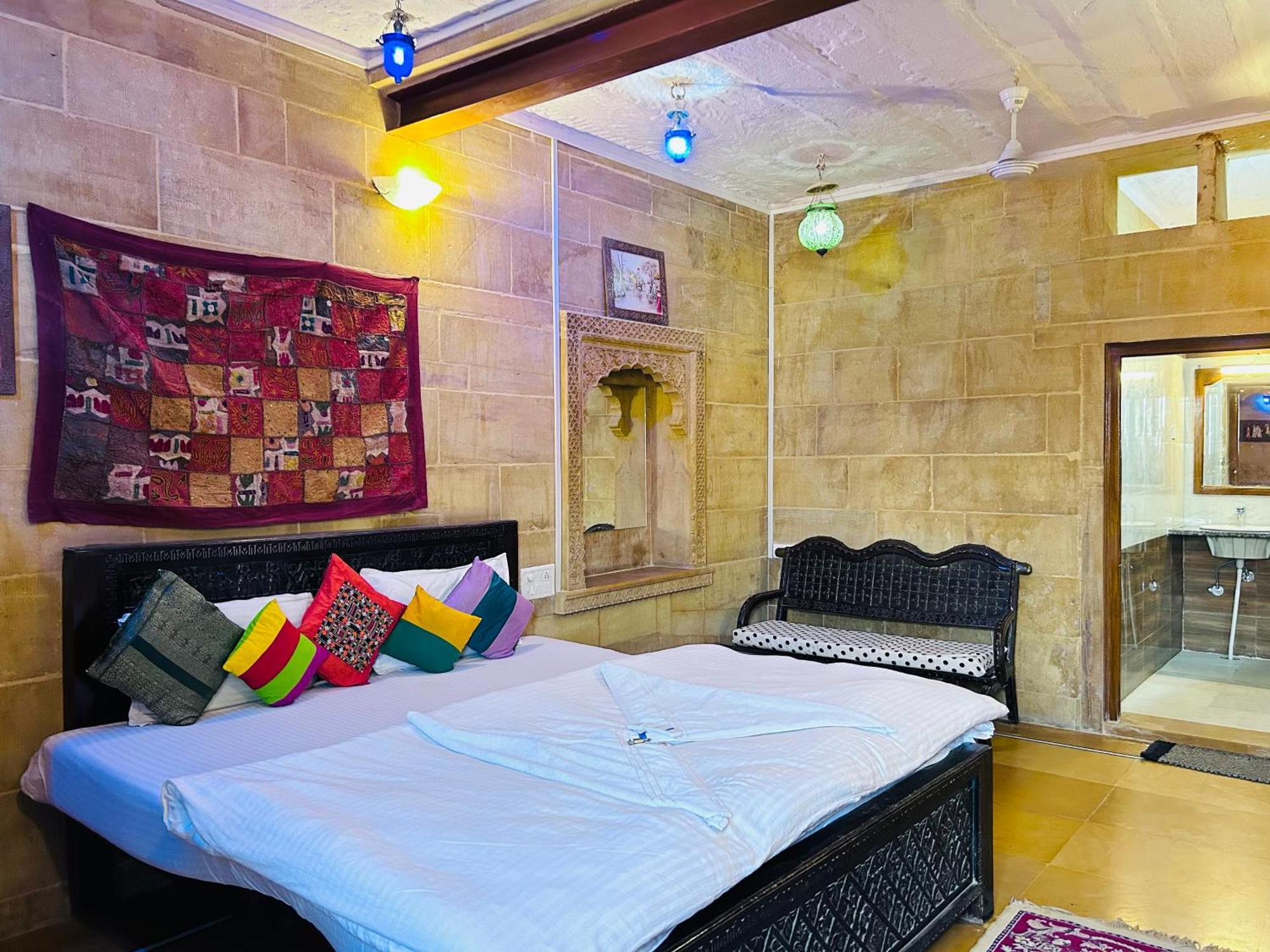 Hotel Pol Haveli Jaisalmer Eksteriør bilde