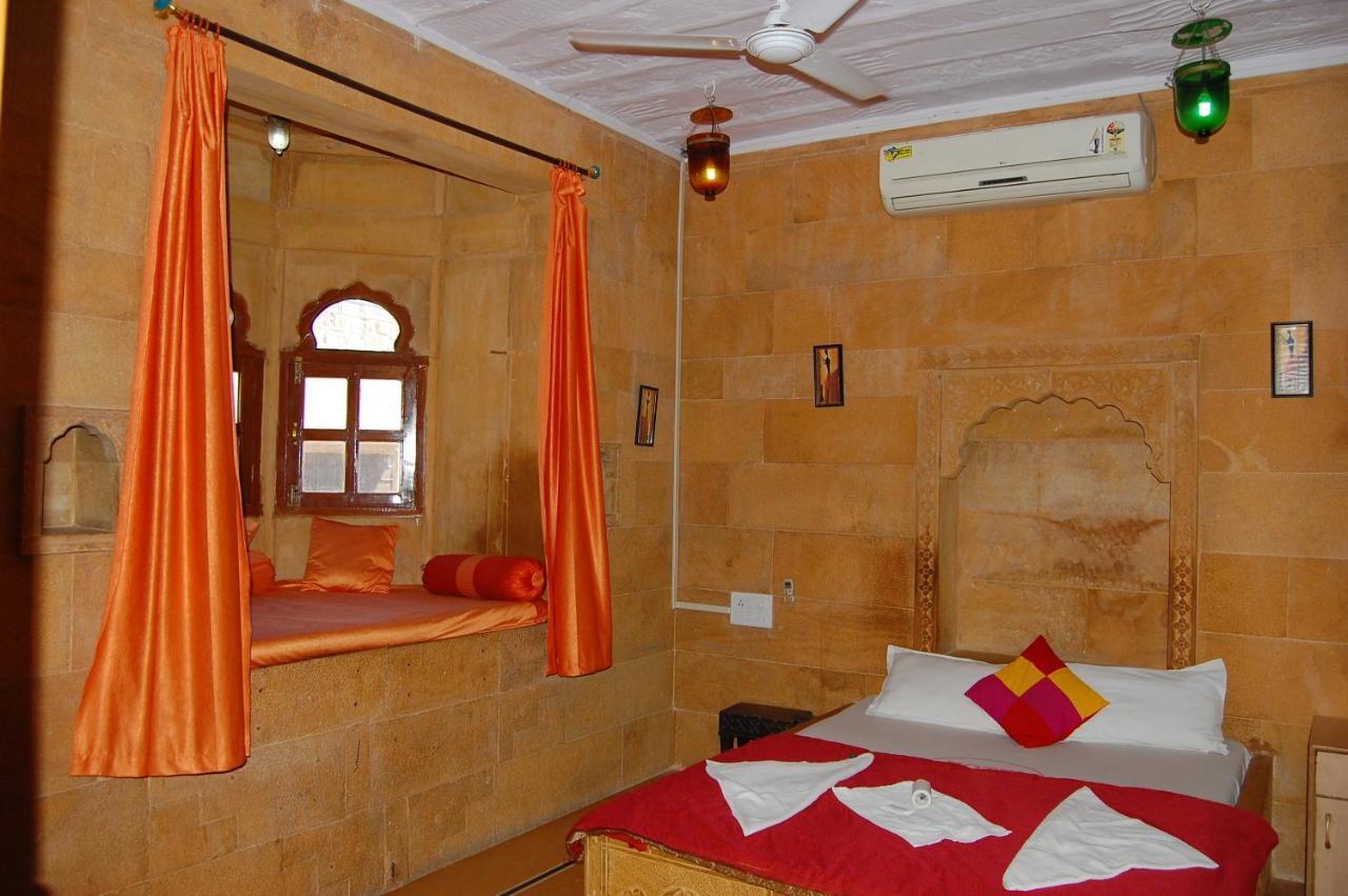 Hotel Pol Haveli Jaisalmer Eksteriør bilde